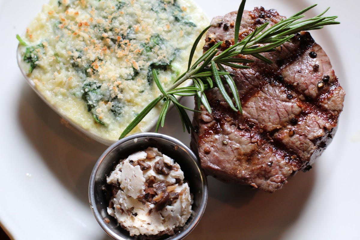 Edgar’S Restaurant In The Castle Photos 2